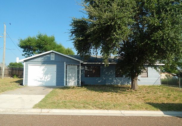 1st image of 294 Papaya Dr