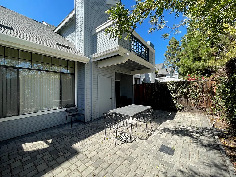 Asbury Way — Photo 29