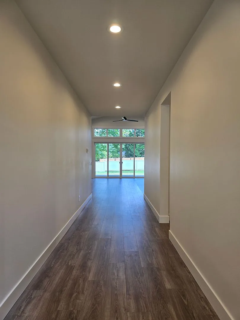 New Construction, 3 Bedroom Edgewood Rambler — Photo 3