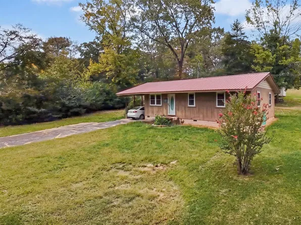 464 3rd St, Clinton, AR 72031