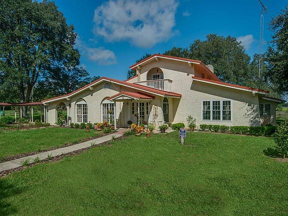 4th image of 11185 NW 120th St