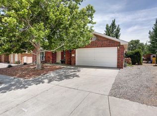 10620 Connemara Dr SW, Albuquerque, NM 87121