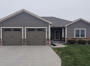 32406 204th St, Leavenworth, KS 66048