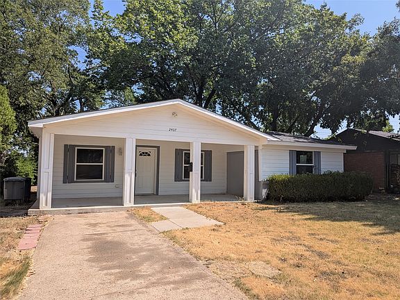 3rd image of 2407 El Capitan Dr