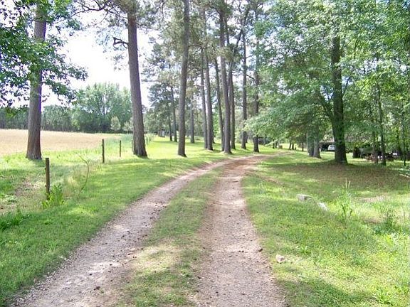 2nd image of 17776 Us Highway 84 E