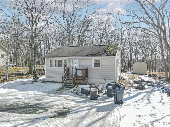 1148 Bluebird Ln, Bushkill, PA 18324
