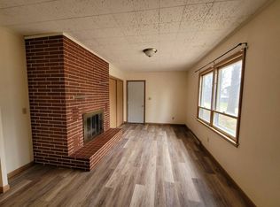 605 Clark Ave, Rothschild, WI 54474