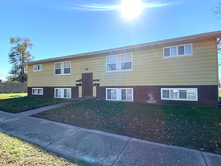 Caroline 8 Apartments — Photo 1