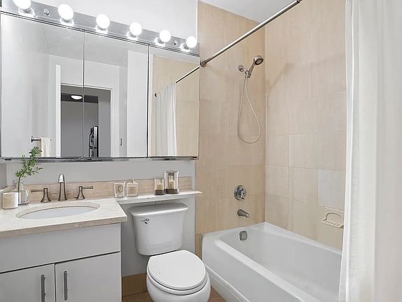 4th image of 300 Albany St APT 9E
