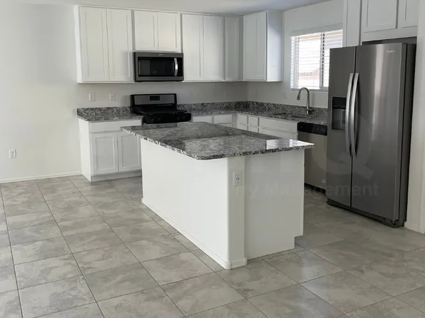 8807 E Stone Meadow Cir, Tucson, AZ 85730