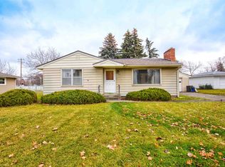 2714 N Sipple Rd, Millwood, WA 99212