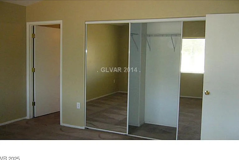 2050 N Los Feliz St #168 — Photo 18
