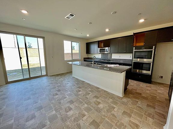 5th image of 4892 Jordan Ave
