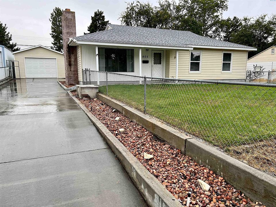1st image of 405 Cottonwood Dr