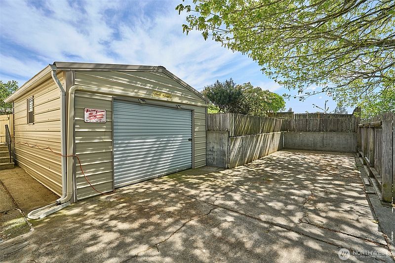 4th image of 22617 108th Avenue SE