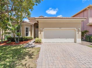 3707 NE 19th St, Homestead, FL 33033