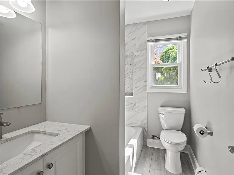 130 Gaston Ave #1 — Photo 14