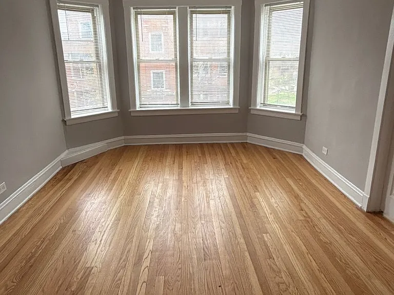 SPACIOUS 2 BEDROOM APARTMENTS AVAILABLE — Photo 50