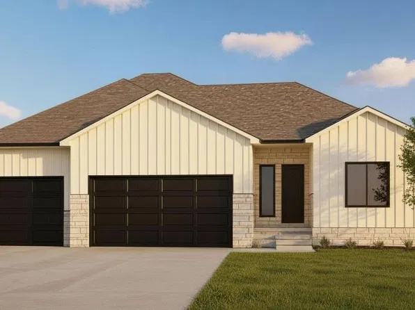 3146 Greta Dr, Roca, NE 68430