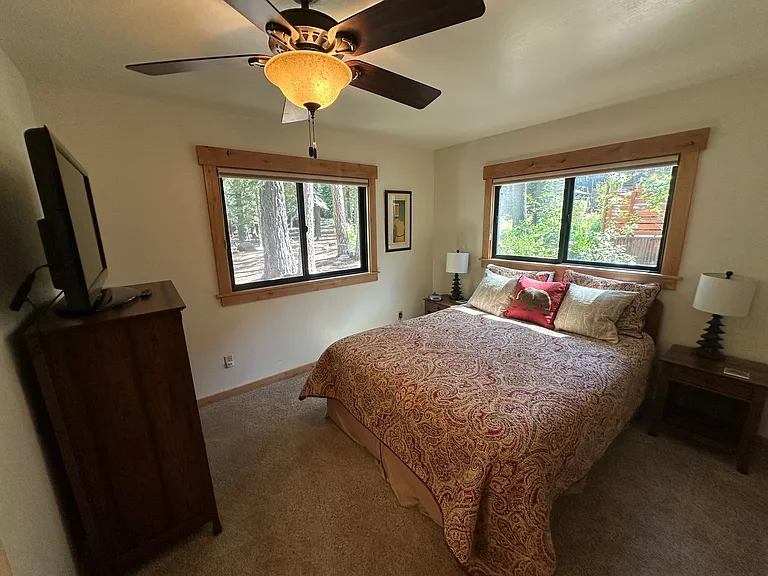 15891 Northwoods Blvd — Photo 11