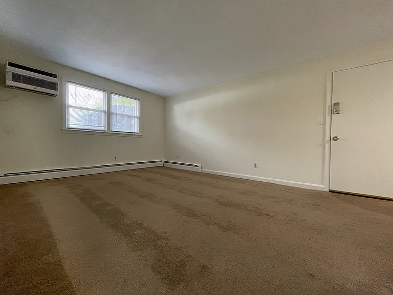 Delmont Estates — Photo 16