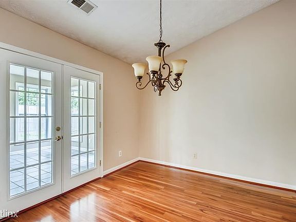 3rd image of 3200 River Rock Pl