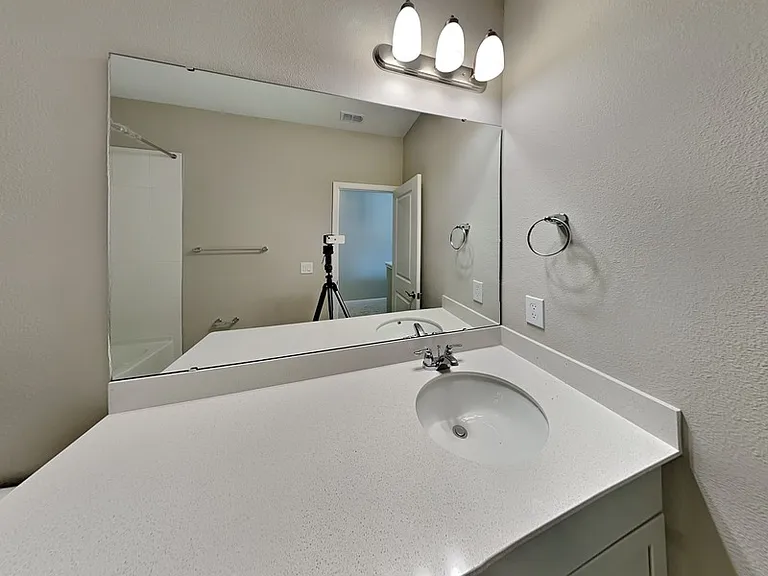14384 Braemar St — Photo 24