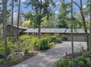 1590 McLean Blvd, Eugene, OR 97405