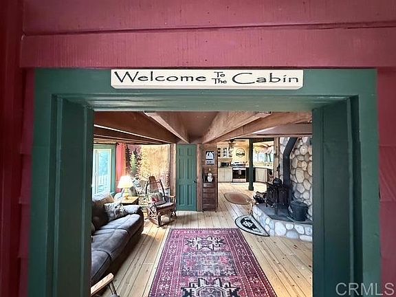 5th image of 22258 Crestline Rd