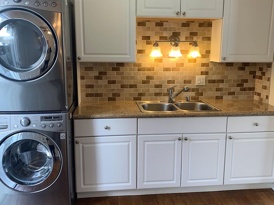 1st image of 655 1st Pl APT B