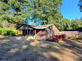 44325 Lakeview Rd, Laytonville, CA 95454