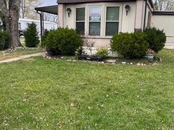 301 Muskingum Trl, Lima, OH 45806