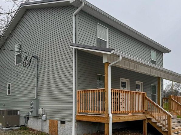 141/143 Oak St, Athens, TN 37303