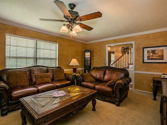 5th image of 4103 Pinehurst Dr