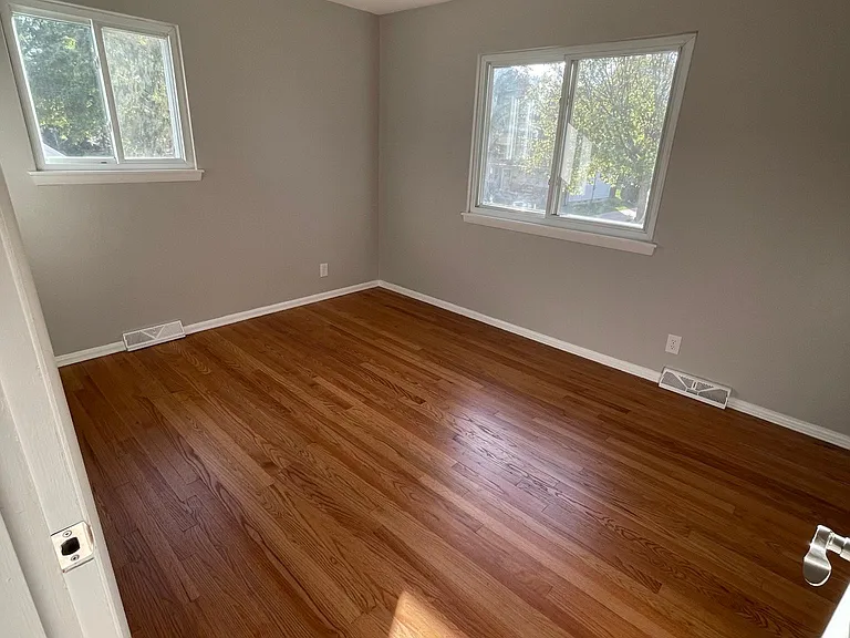 4148 S Herman St — Photo 10