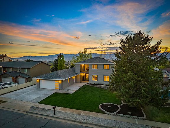 4th image of 11446 S Mountain Ridge Cir