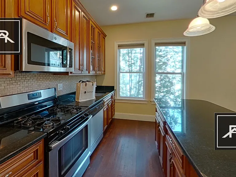 9 Carmel St #3 — Photo 1