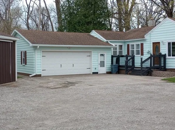 1486 E Caro Rd, Caro, MI 48723