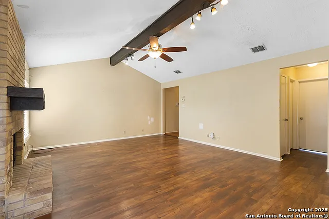 6726 Country Field Dr — Photo 8
