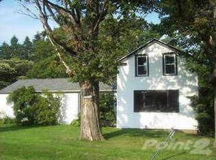 12032 Hanford Rd, Silver Creek, NY 14136