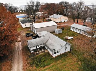 19235 Boulder Rd, Boulder, IL 62231