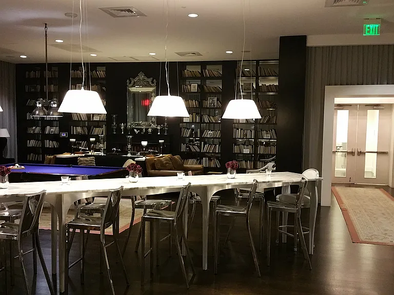 Owner's Lounge
