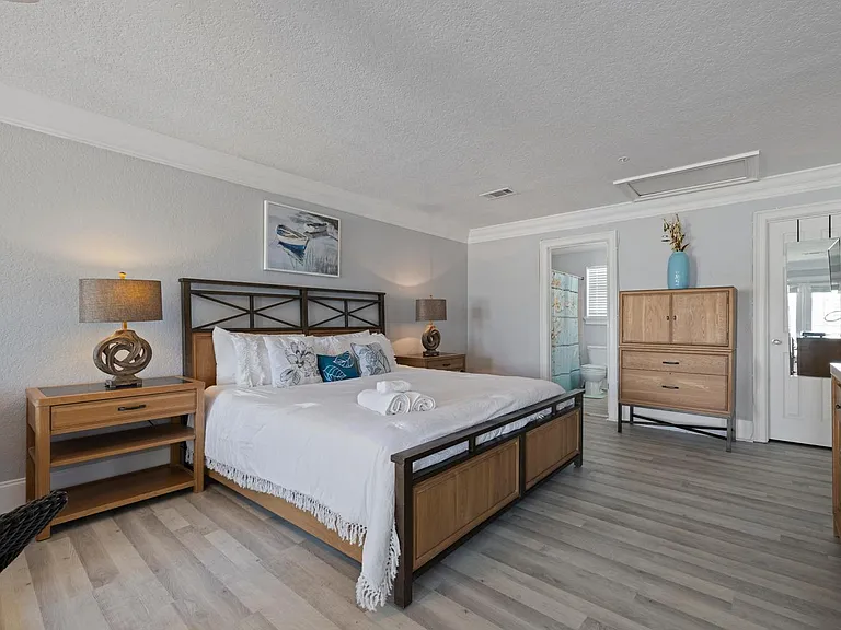 3rd Floor Master Bedroom