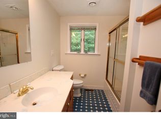 40 Aristone Dr, Berlin, NJ 08009
