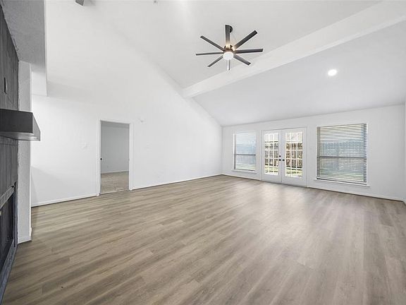 5th image of 2644 Hadley Circle