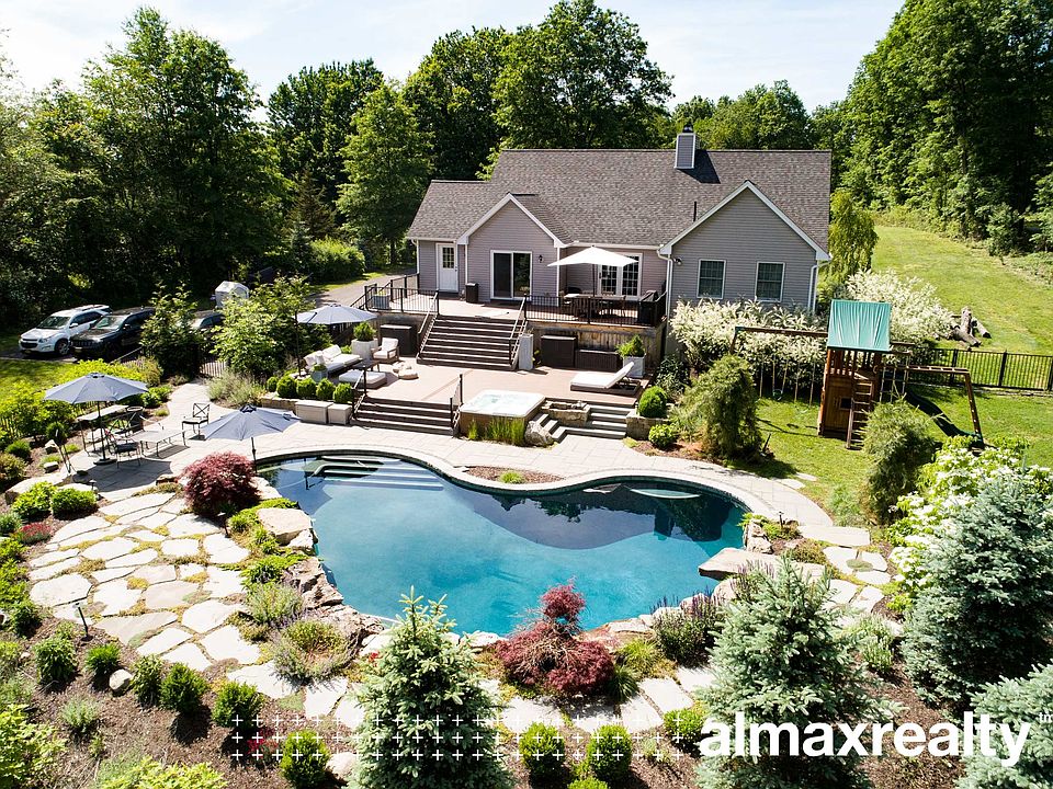 558 Beattie Rd, Rock Tavern, NY 12575 Zillow