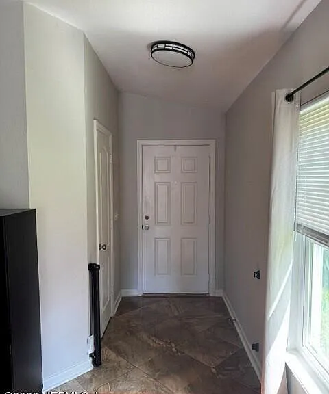 1189 Summer Bluff Rd — Photo 6