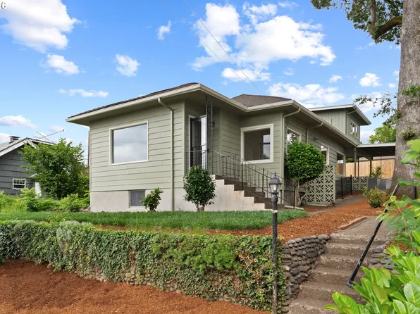 914 Van Buren St, Oregon City, OR 97045