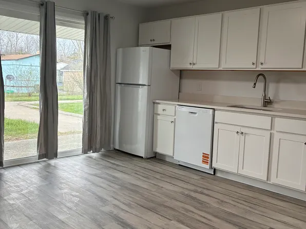 1154 Us Highway 9 #3, Hudson, NY 12534