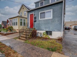 127 S Governor Printz Blvd, Lester, PA